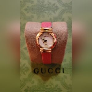 Ladies Gucci watch